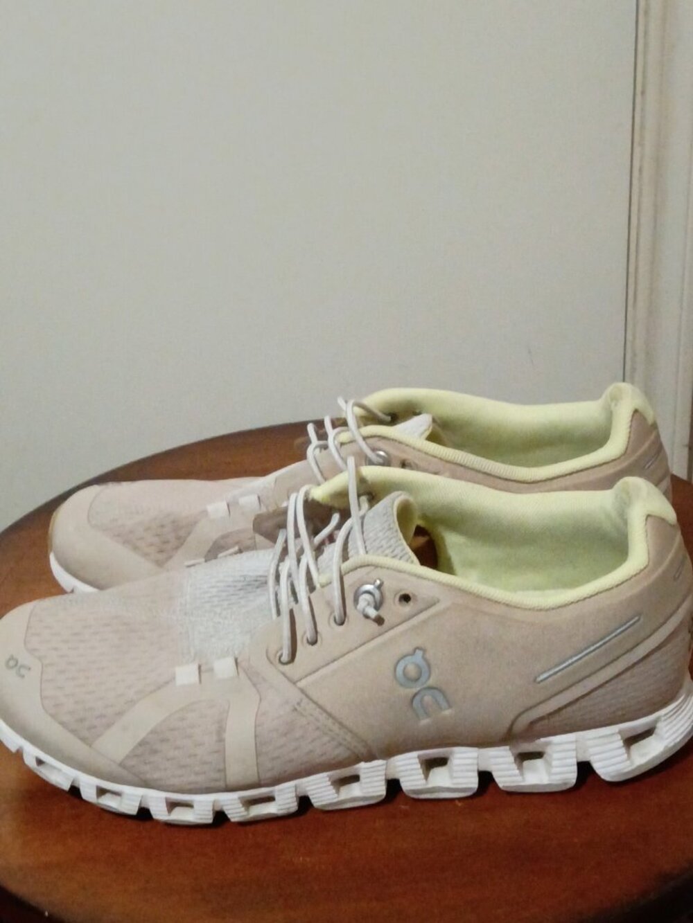 On Running Cloud Terry Dune Sand/Pearl Women's Size 7.5 Running Shoes - Picture 9 of 13